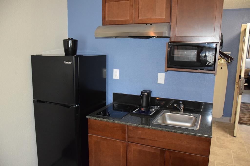 Hawthorn Suites By Wyndham Columbia Bagian luar foto